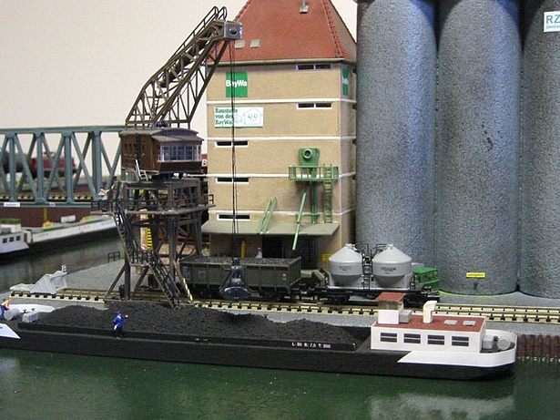 Schiff Spur N