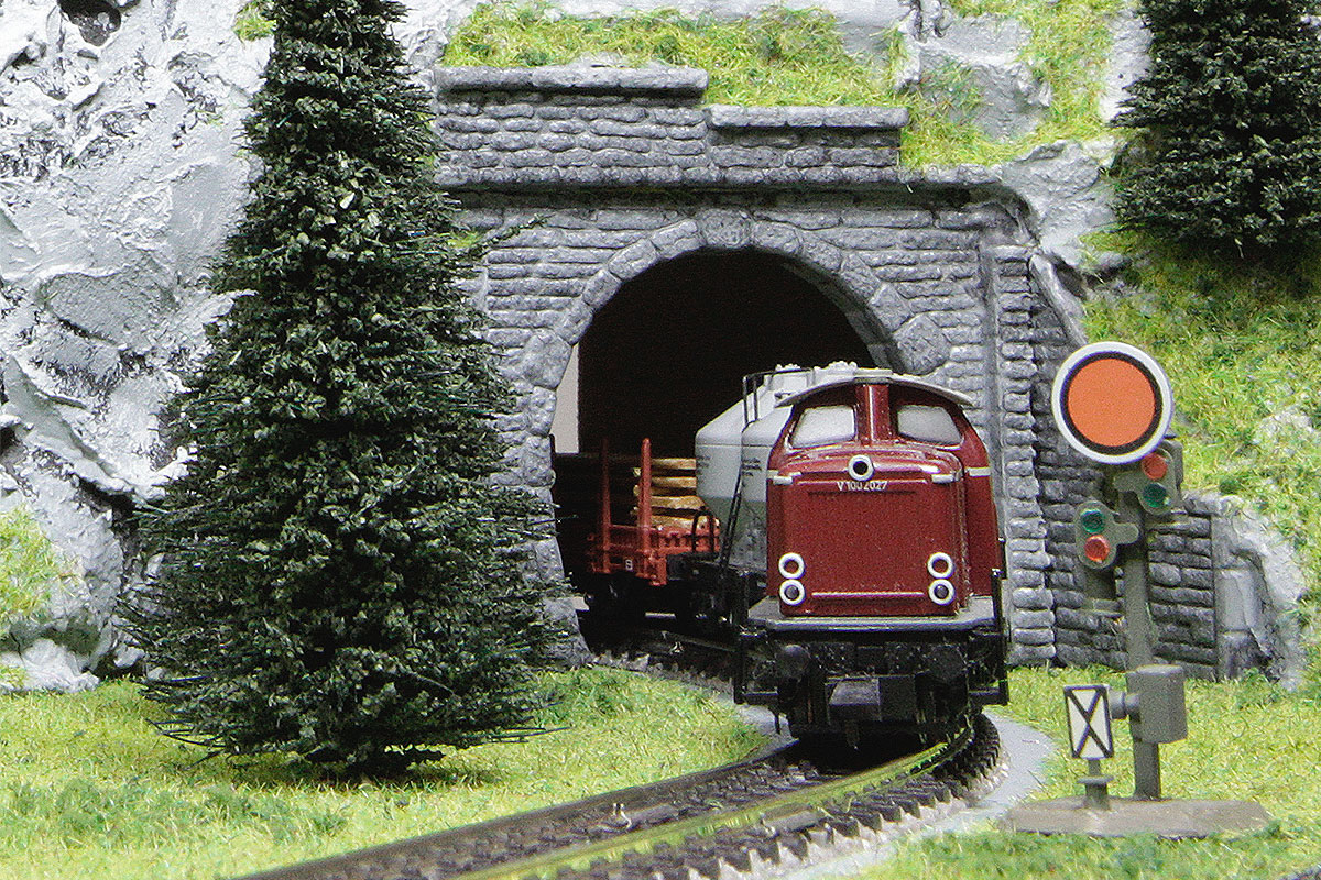 Modellbahn Tunnel