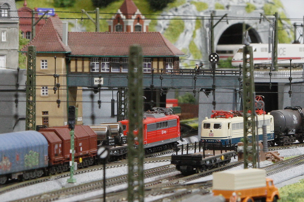 Große Modellbahnanlage