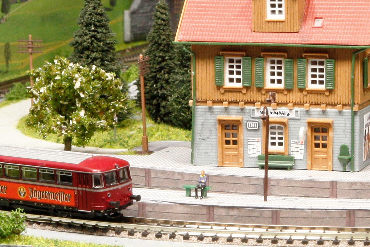 Vergleich Starterset Spur N: Vorteile und Nachteile